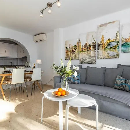 Apartamento Capistrano Playa, - R9974 *