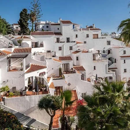 Apartamento Capistrano Playa, - R9974 *